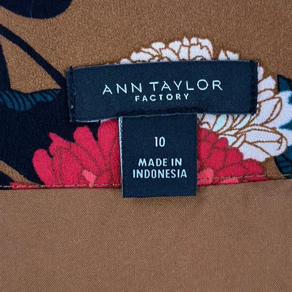 🎤🎉 Flowy Floral Ann Taylor Factory Skirt Sz 10 - Picture 5 of 8